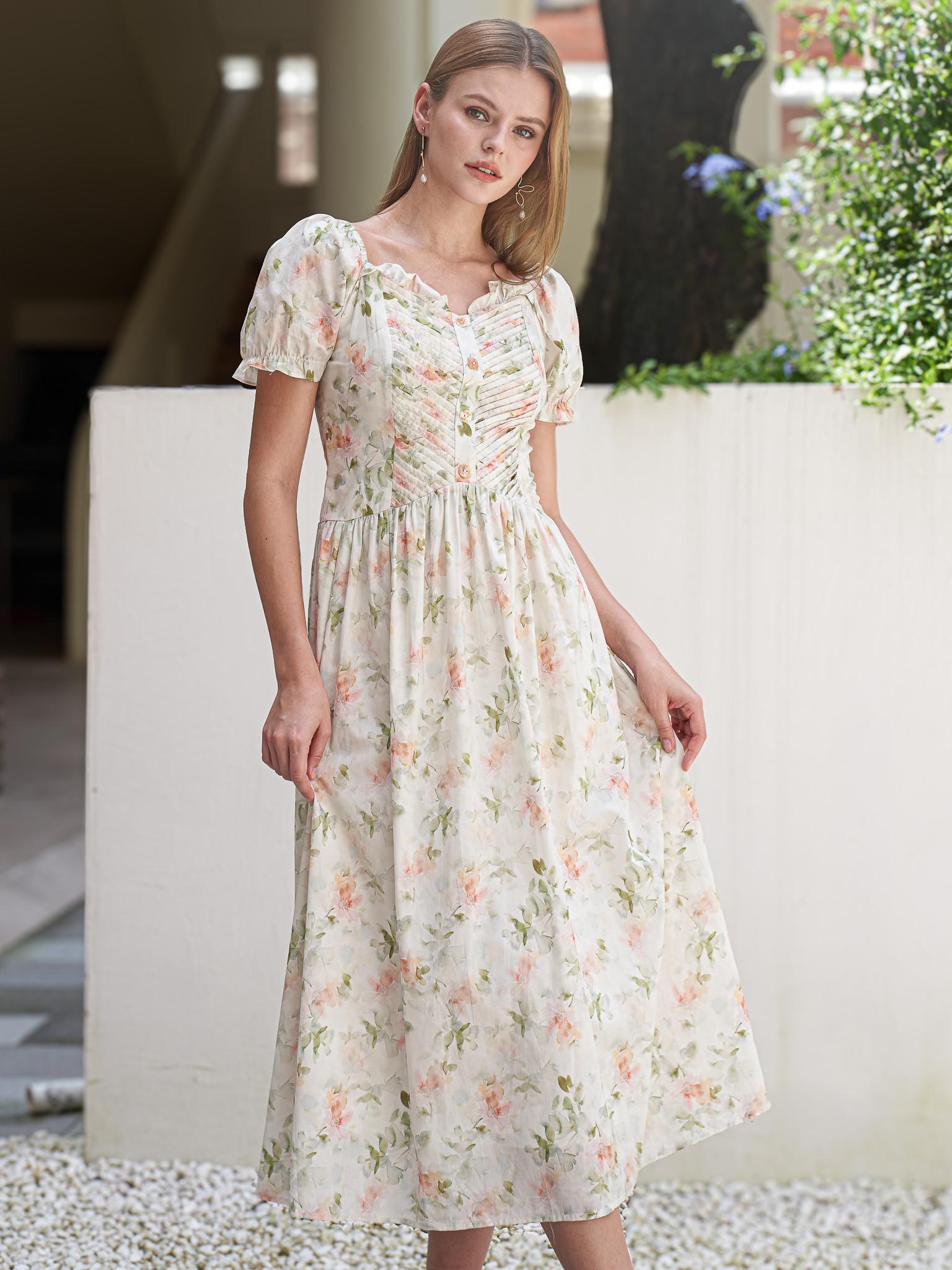 Lenore Modest Midi in Cream
