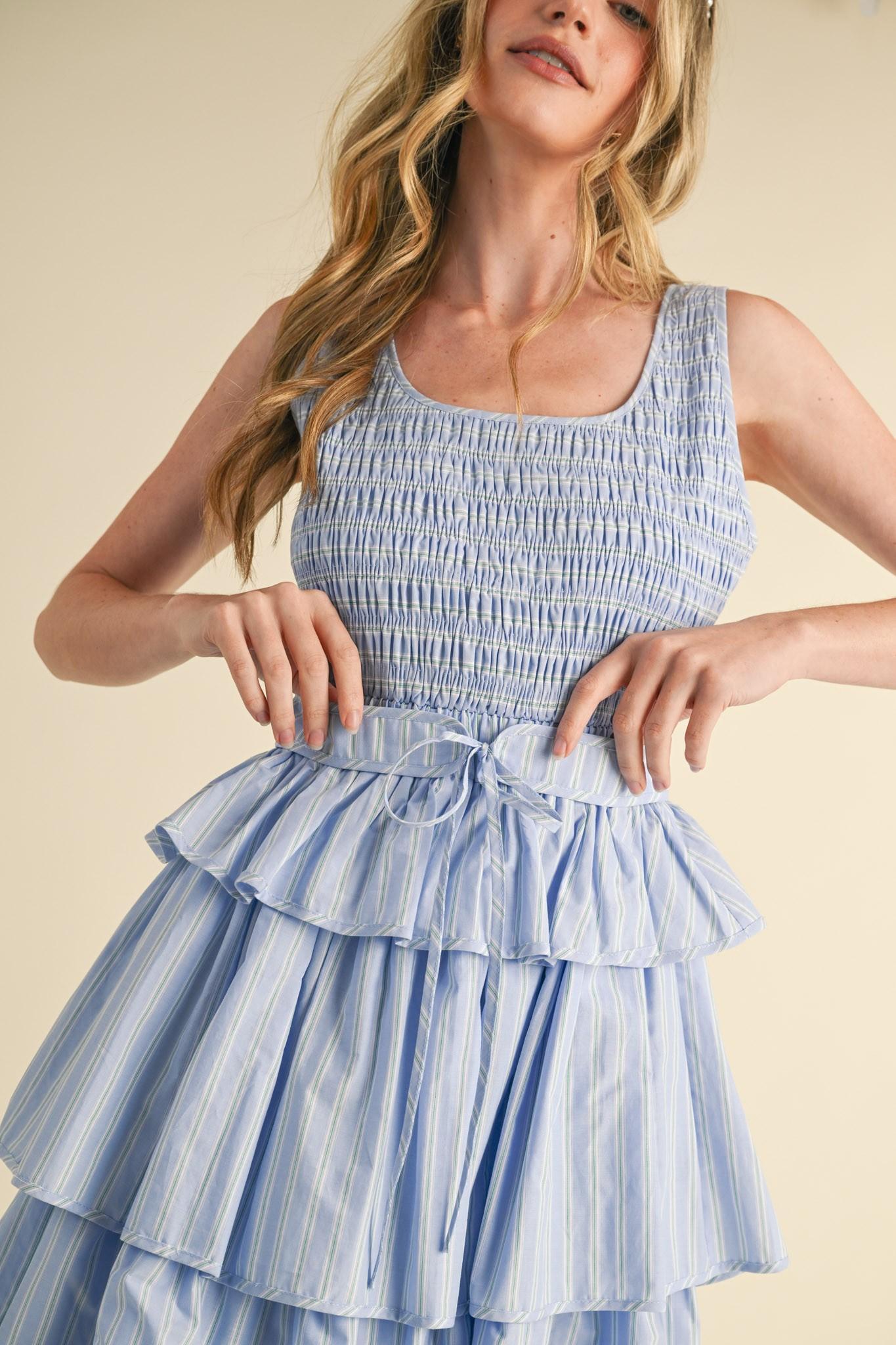Bonnie Modest Midi in Light Blue