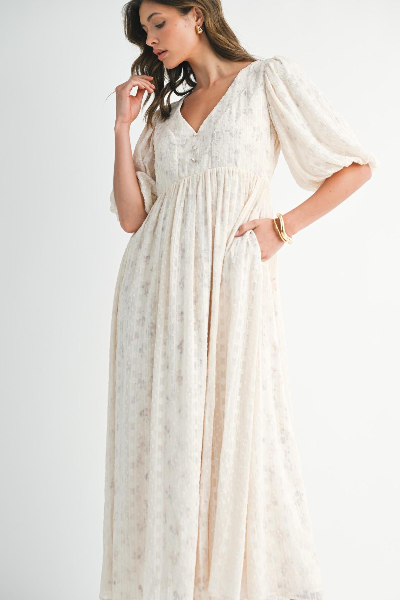 Cynthia Modest Midi in Cream