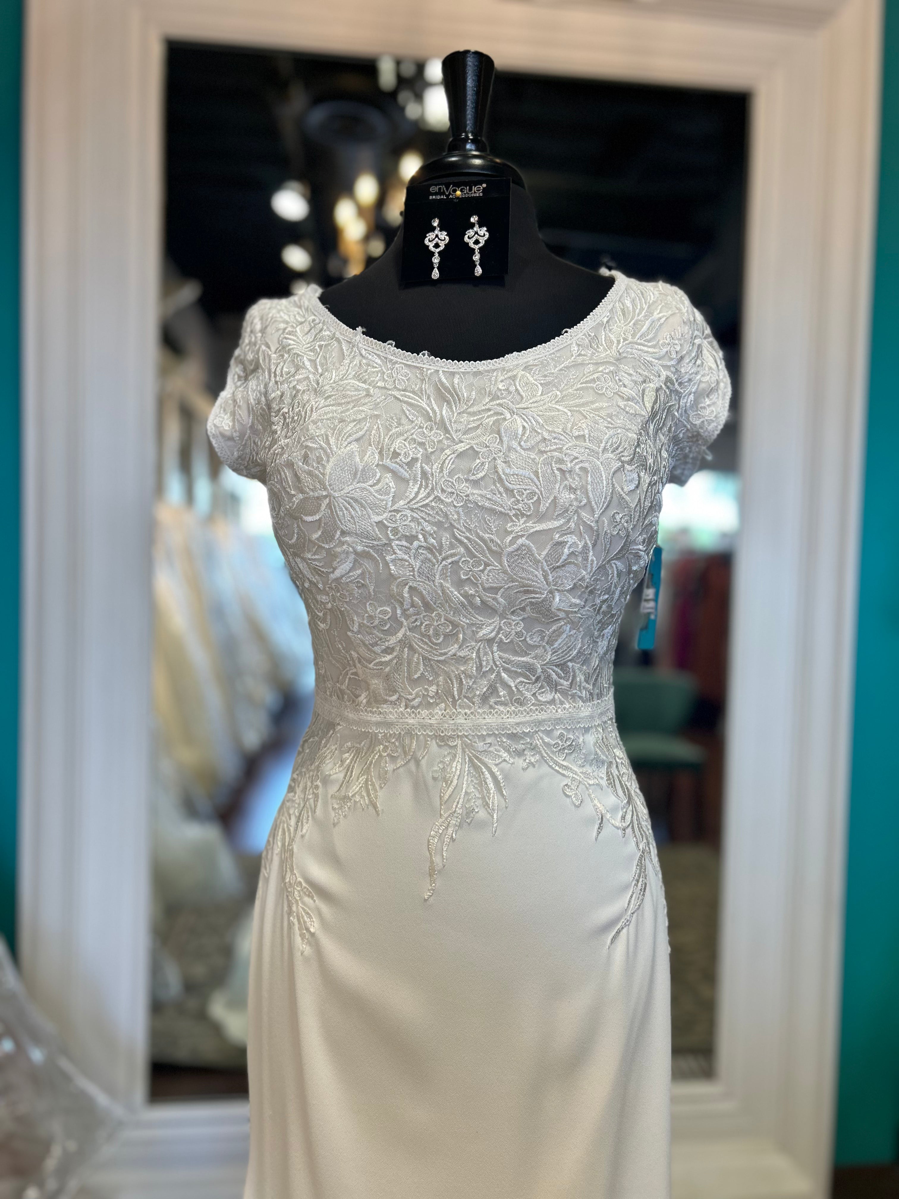 Modest Wedding Dresses | A Closet Full of Dresses - Mesa, Arizona Modest Wedding Dresses | A Closet Full of Dresses - Mesa, Arizona