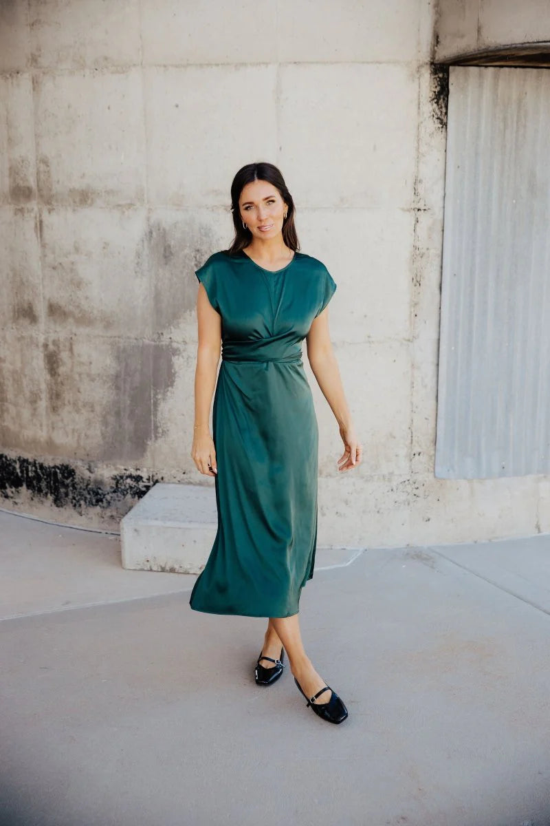 Royce Modest Midi in Emerald