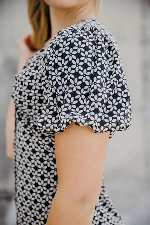 Wanda Modest Midi in Vintage Petal