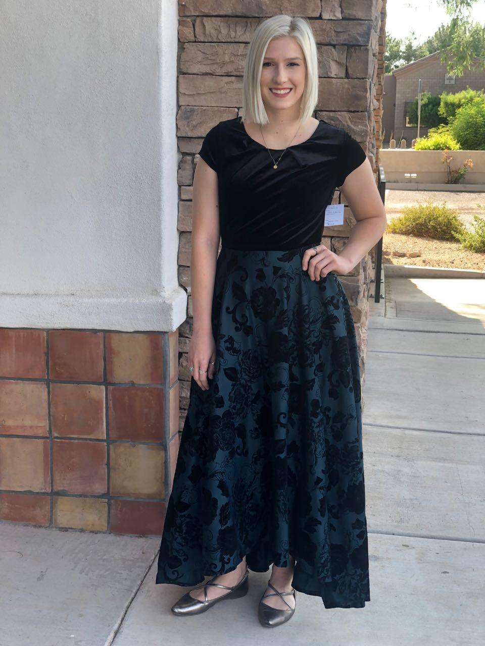 sophia Green cute Modest Prom Dress with sleeves mormon prom cheap dress for plus size winter formal