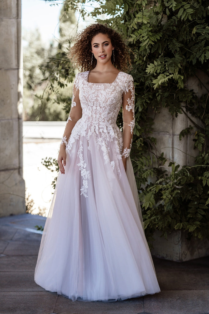 M700 Modest Wedding Dress – A Closet Full of Dresses