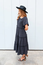 Serena Modest Maxi in Black