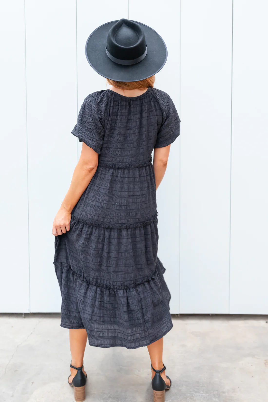 Serena Modest Maxi in Black