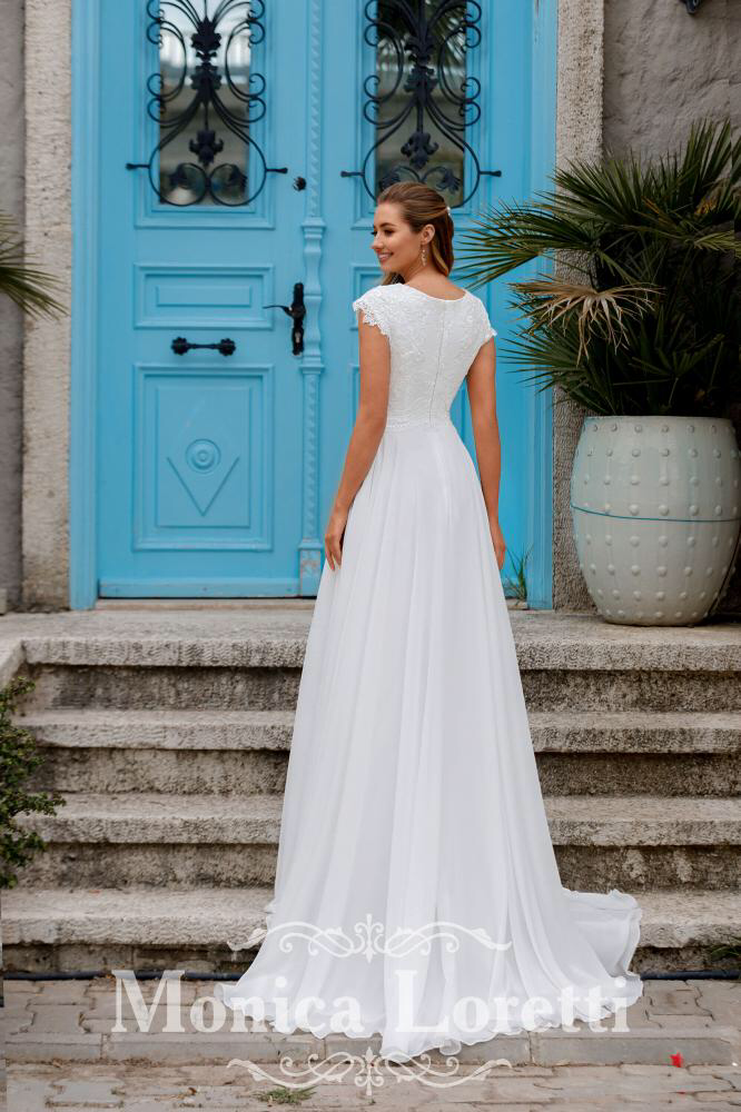 Celeste 8176 Modest Wedding Dress Ivory size 12 Celeste 8176 Modest Wedding Dress Ivory size 12